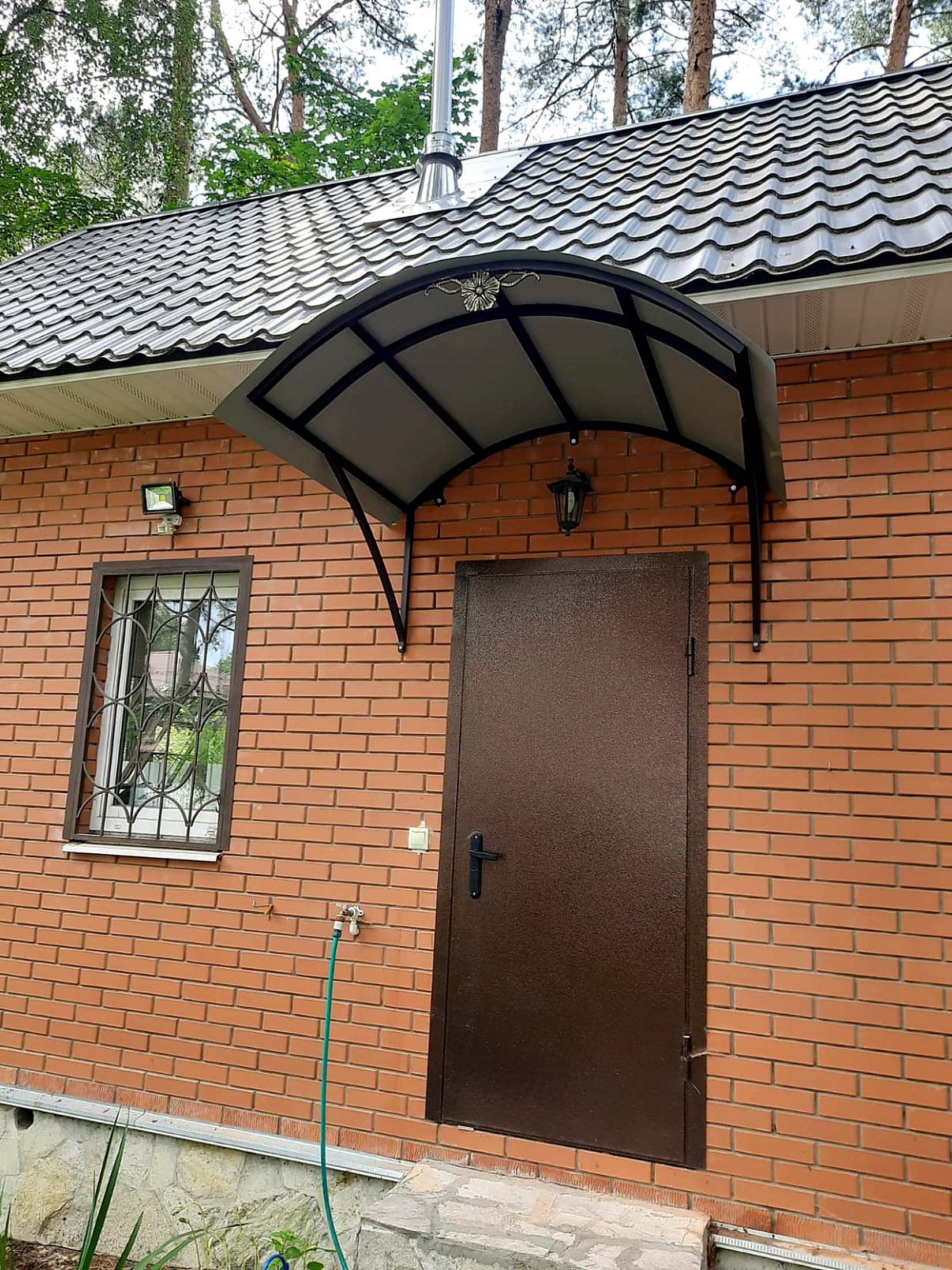 Козырёк — работа Ковка Данила